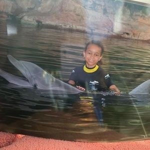 Meet your Posher, Ernest